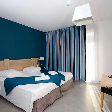Holiday park Prestige Odalys Nakara 4*